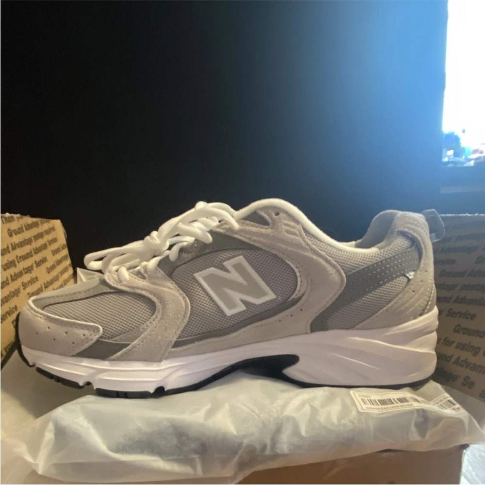 New Balance Gray and White Retro Running Sneakers - Picture 2 of 5